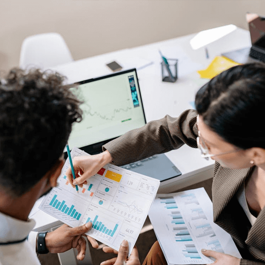 Nerion Ascenso ilustración de análisis de rendimiento